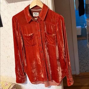 Anthropologies’ Holding Horses Velvet Button Down in Burnt Orange; Size Small